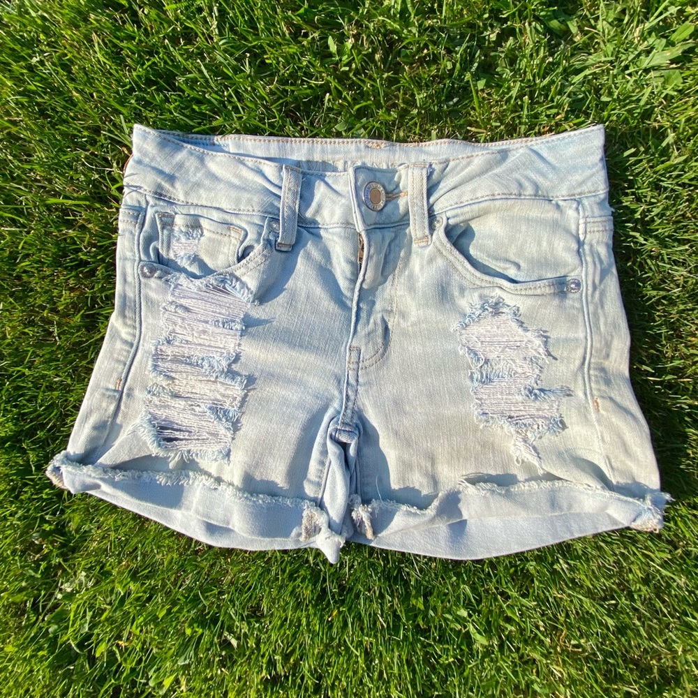 Light Wash High Waisted American Eagle Shorts